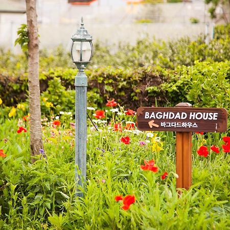 Вилла Baghdad House Чеджудо Экстерьер фото
